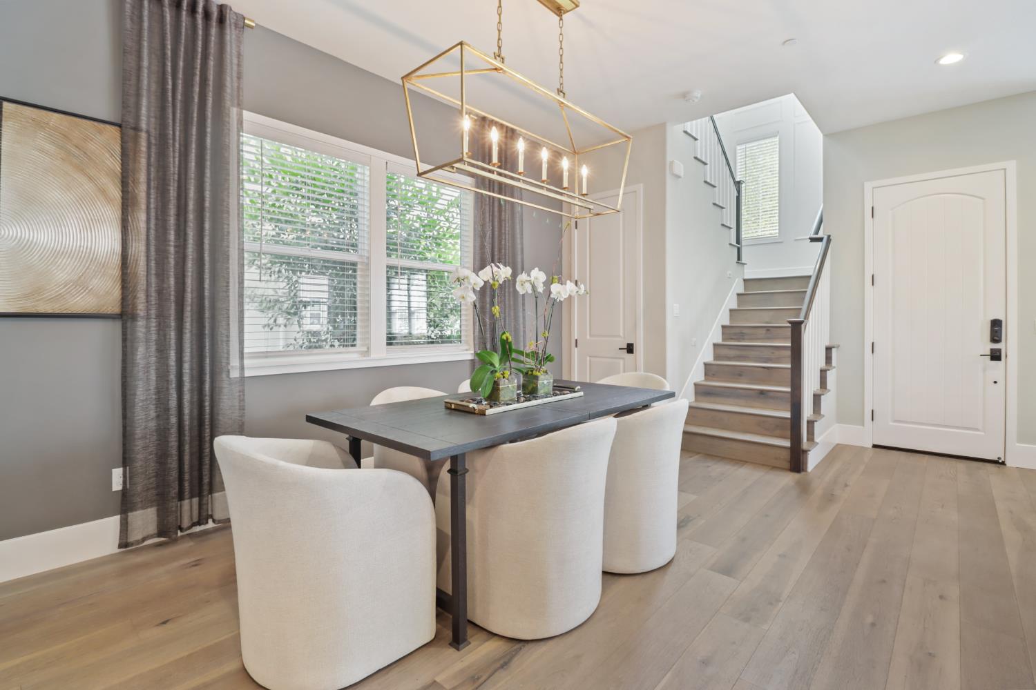 3289 Ronald Reagan Walk