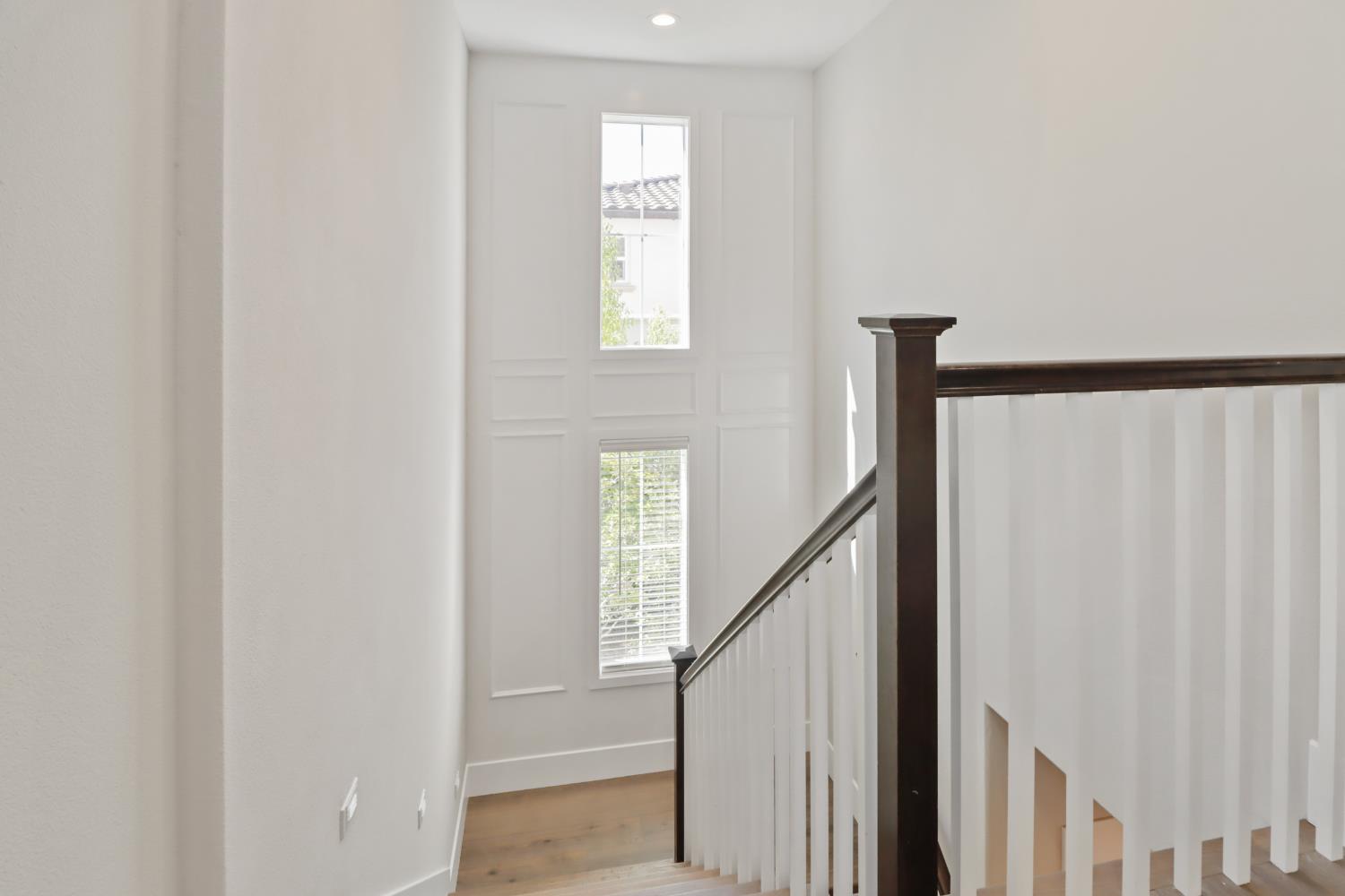 3289 Ronald Reagan Walk