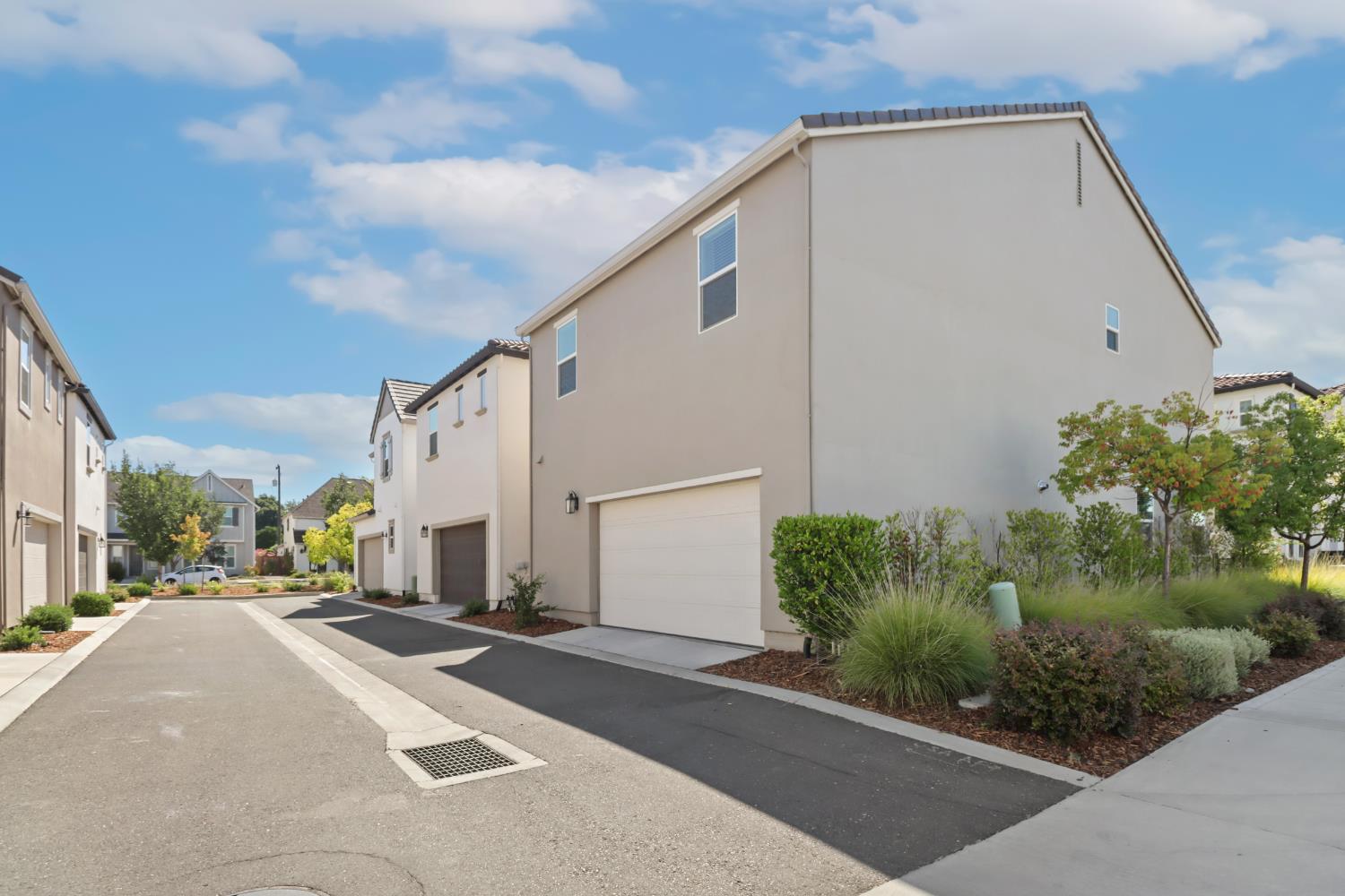 3289 Ronald Reagan Walk