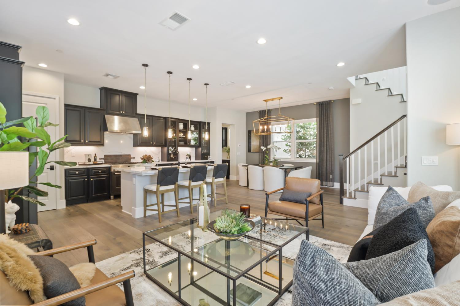 3289 Ronald Reagan Walk