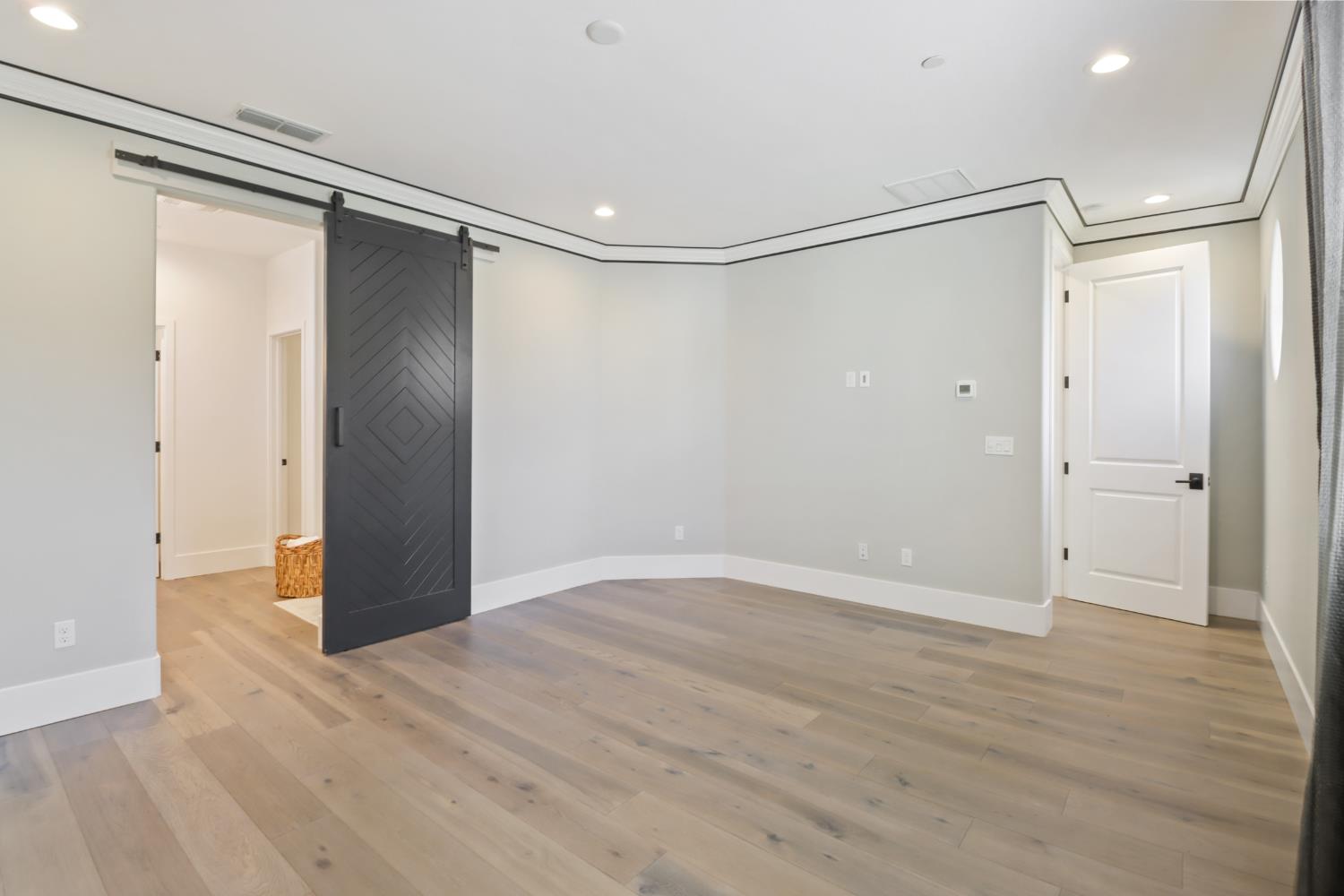 3289 Ronald Reagan Walk