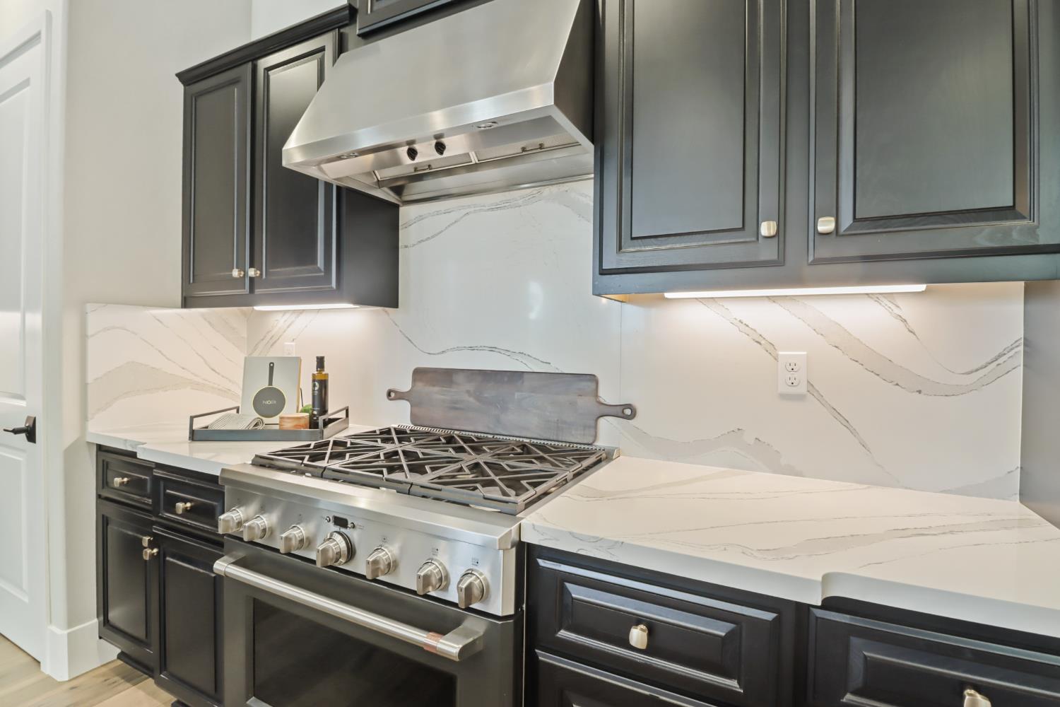 3289 Ronald Reagan Walk