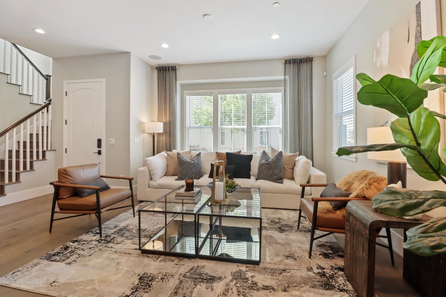 3289 Ronald Reagan Walk