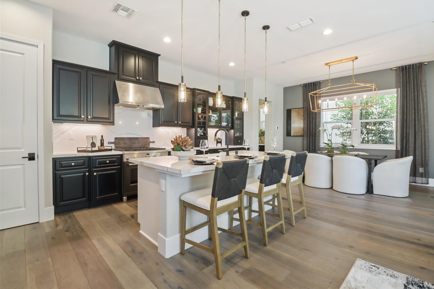 3289 Ronald Reagan Walk