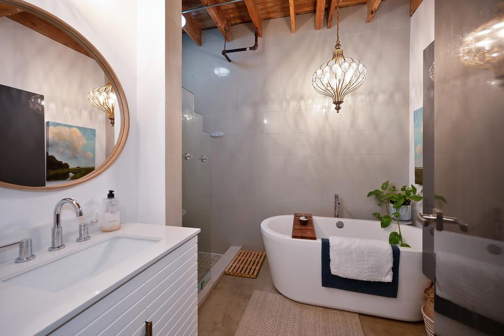 1725 14th Street 208