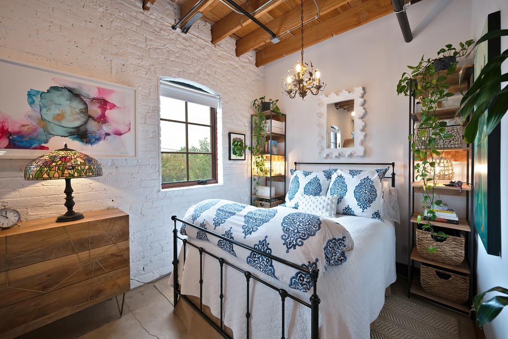 1725 14th Street 208