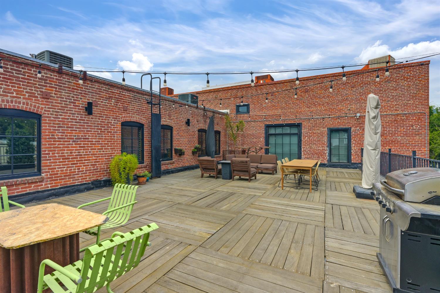 1725 14th Street 208