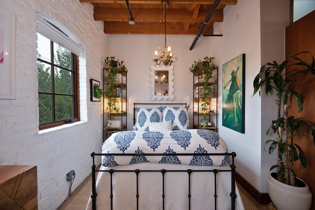 1725 14th Street 208