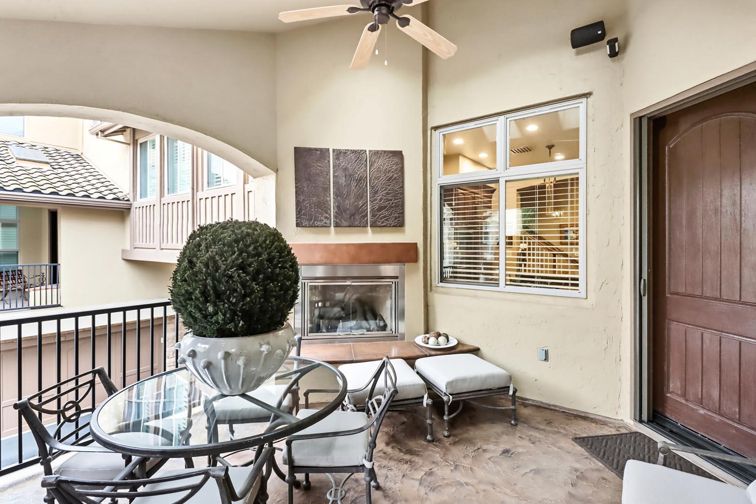 2430 Pavilions Place Lane 606