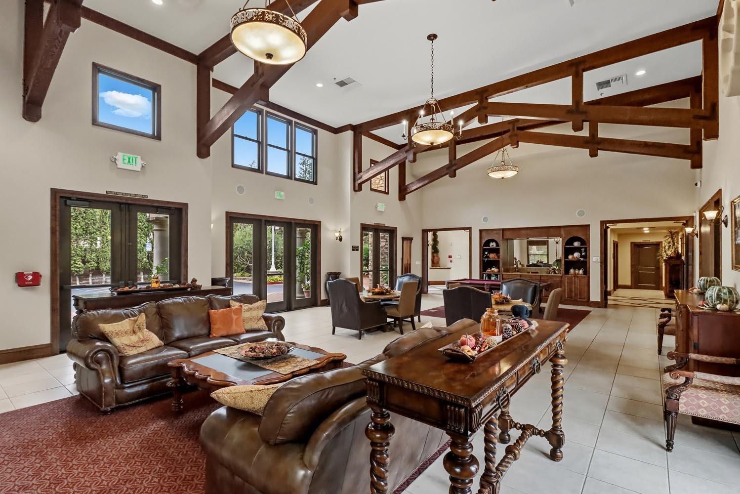 2430 Pavilions Place Lane 606