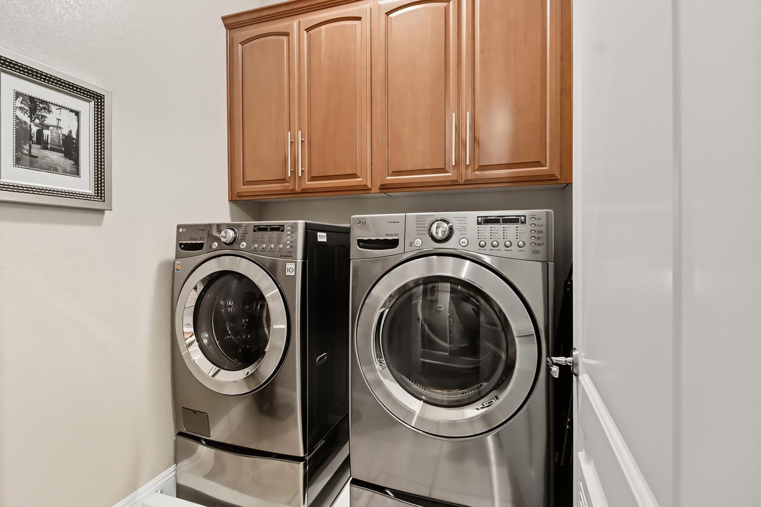 2430 Pavilions Place Lane 606