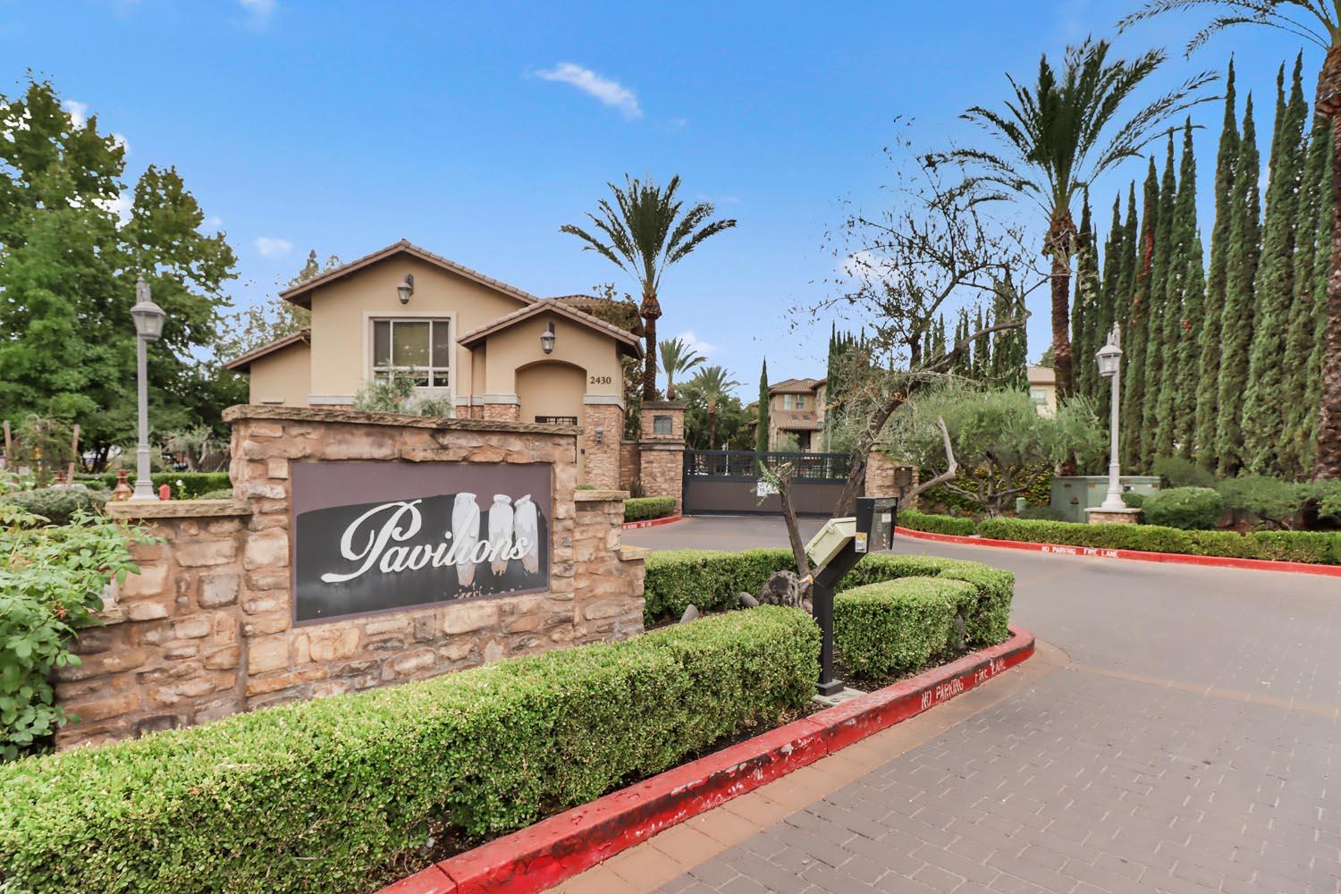 2430 Pavilions Place Lane 606