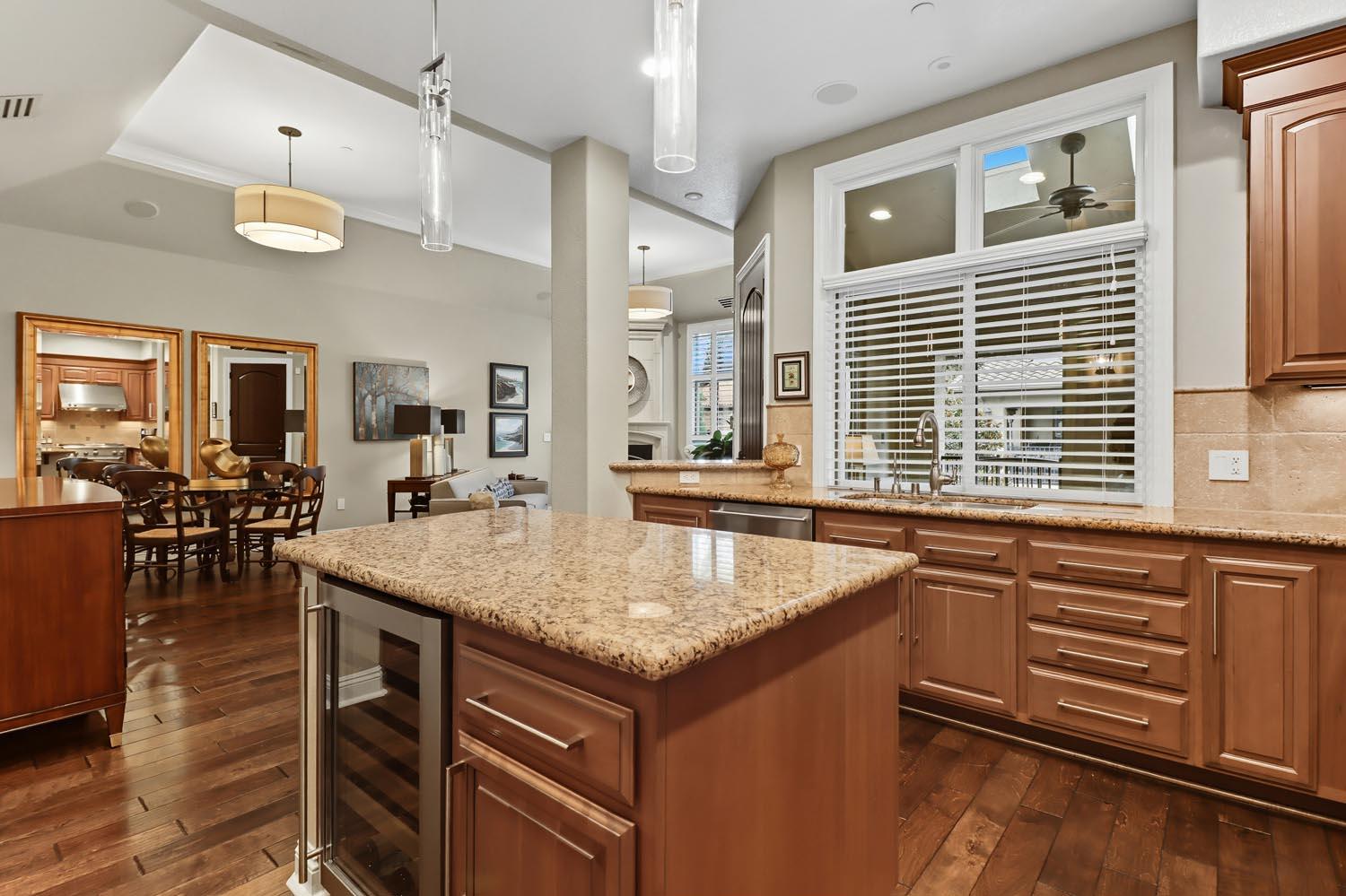 2430 Pavilions Place Lane 606