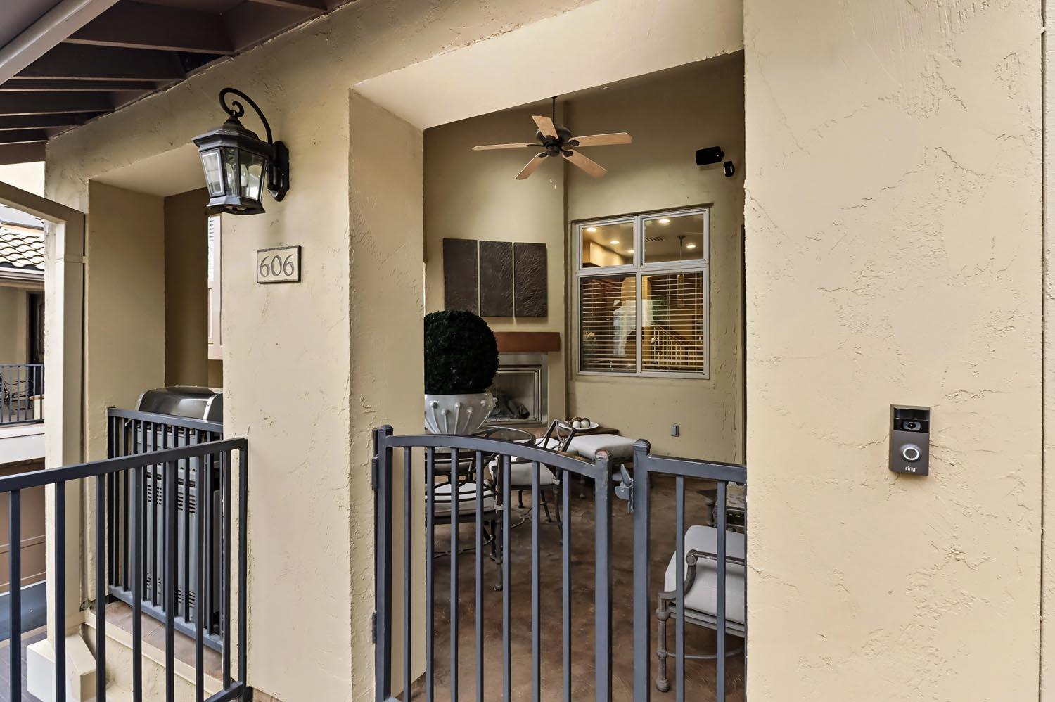 2430 Pavilions Place Lane 606