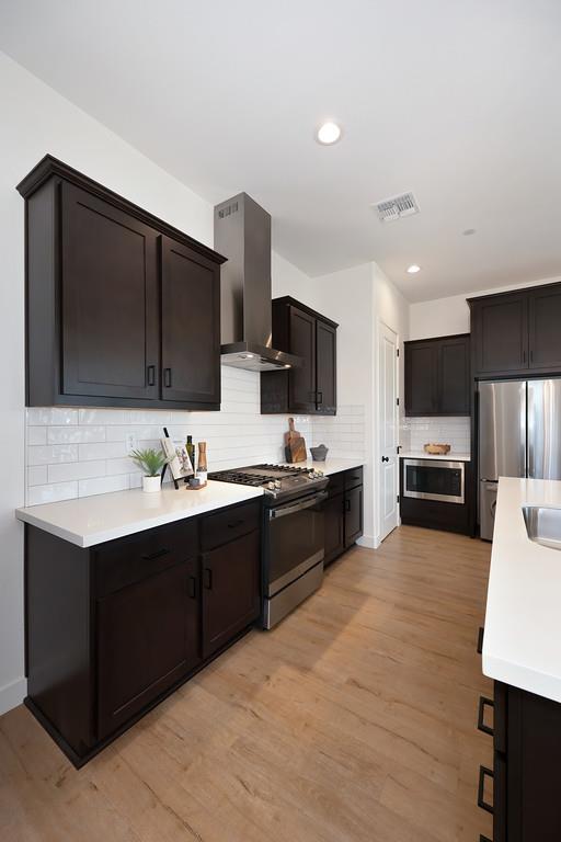 2363 Omaha Beach Avenue