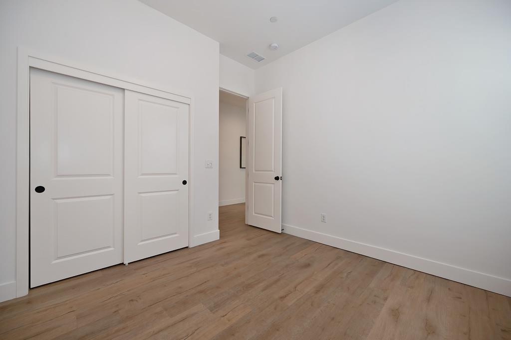 2341 Bronze Star Way