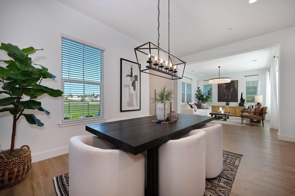 2341 Bronze Star Way