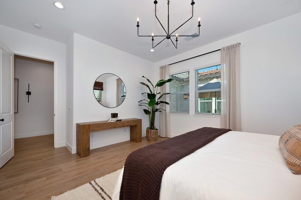 2341 Bronze Star Way