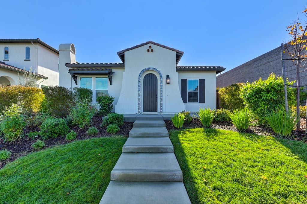 2341 Bronze Star Way