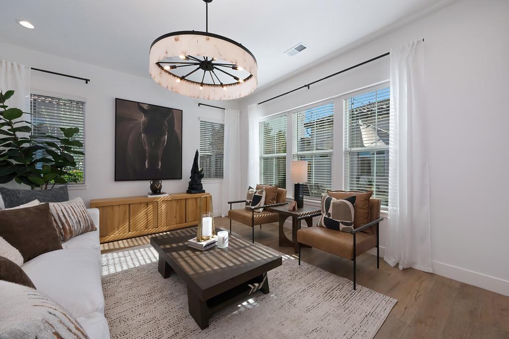 2341 Bronze Star Way