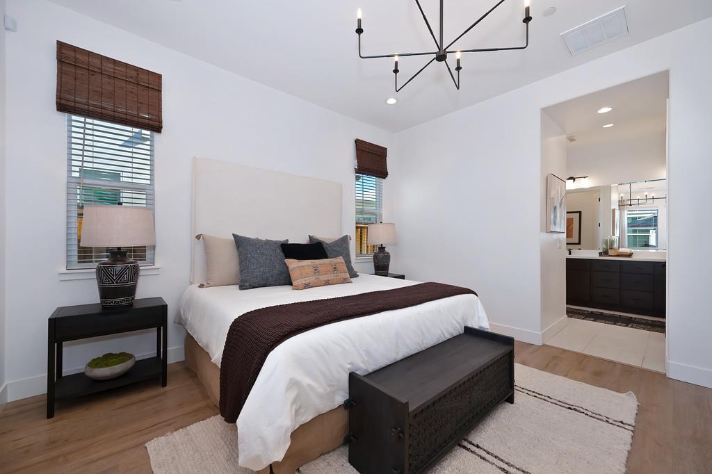 2341 Bronze Star Way