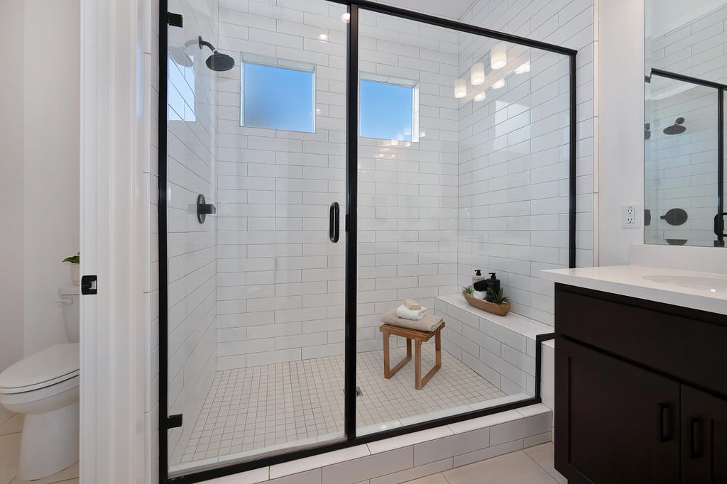 2341 Bronze Star Way