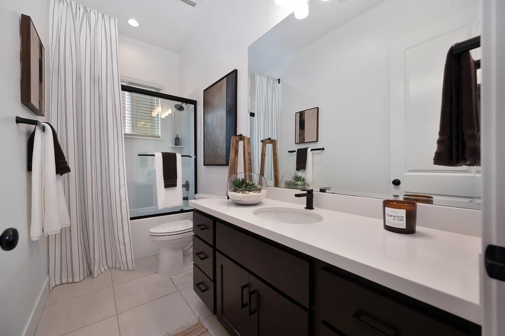 2341 Bronze Star Way