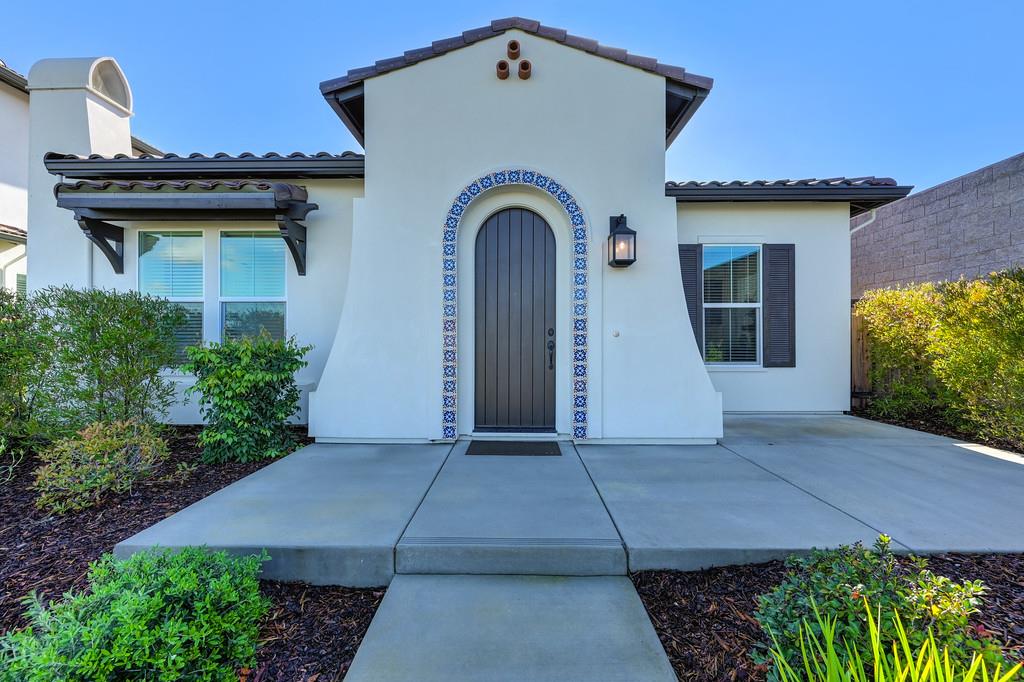 2341 Bronze Star Way