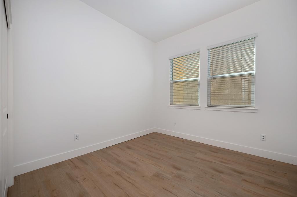 2341 Bronze Star Way