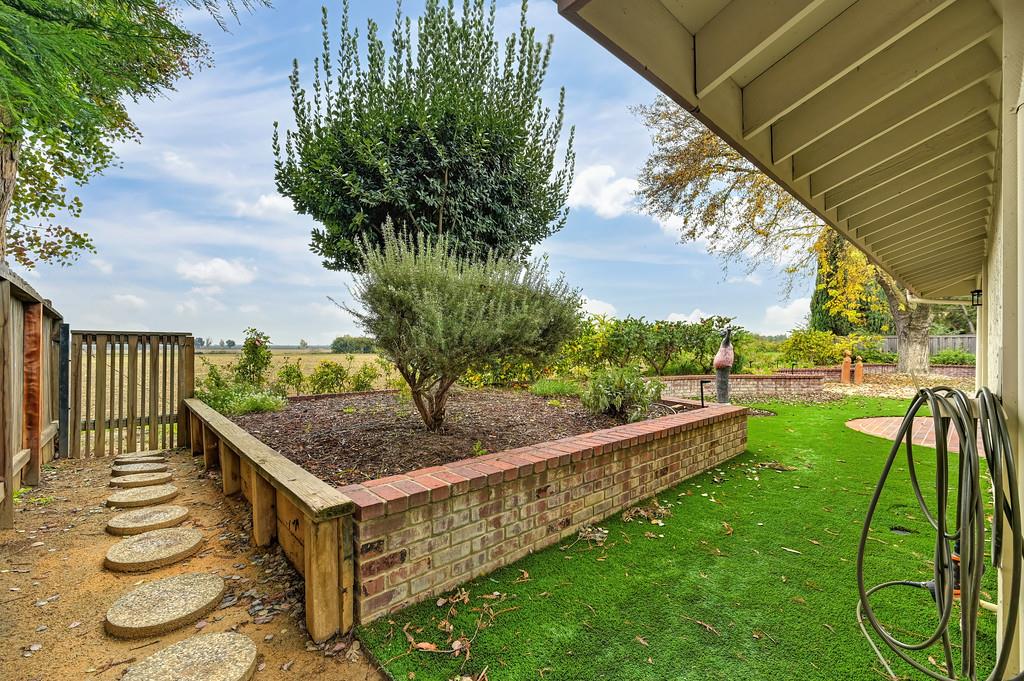44321 S El Macero Drive