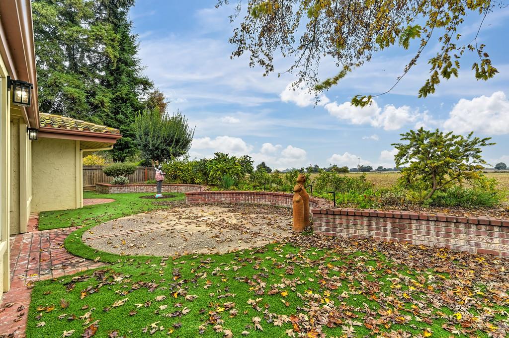 44321 S El Macero Drive