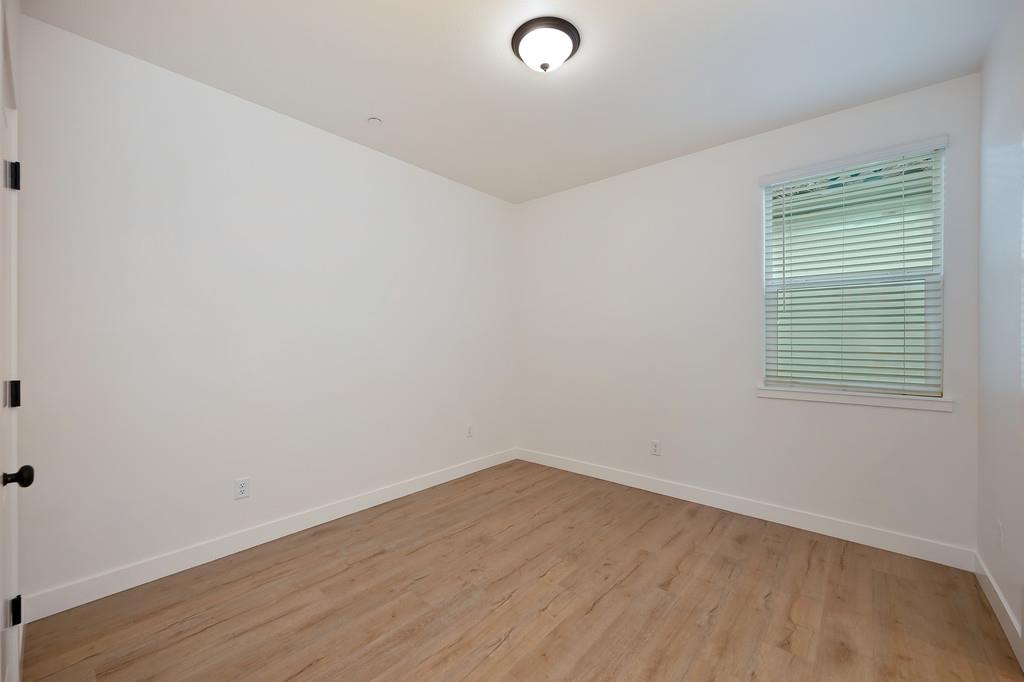 3260 Ronald Reagan Way