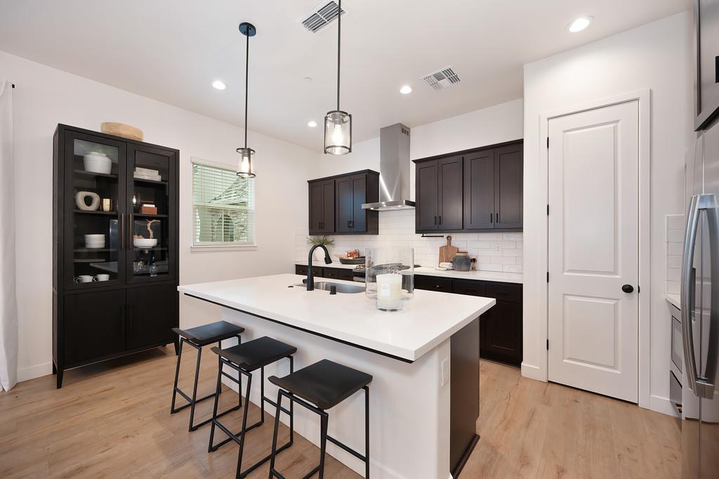 3260 Ronald Reagan Way