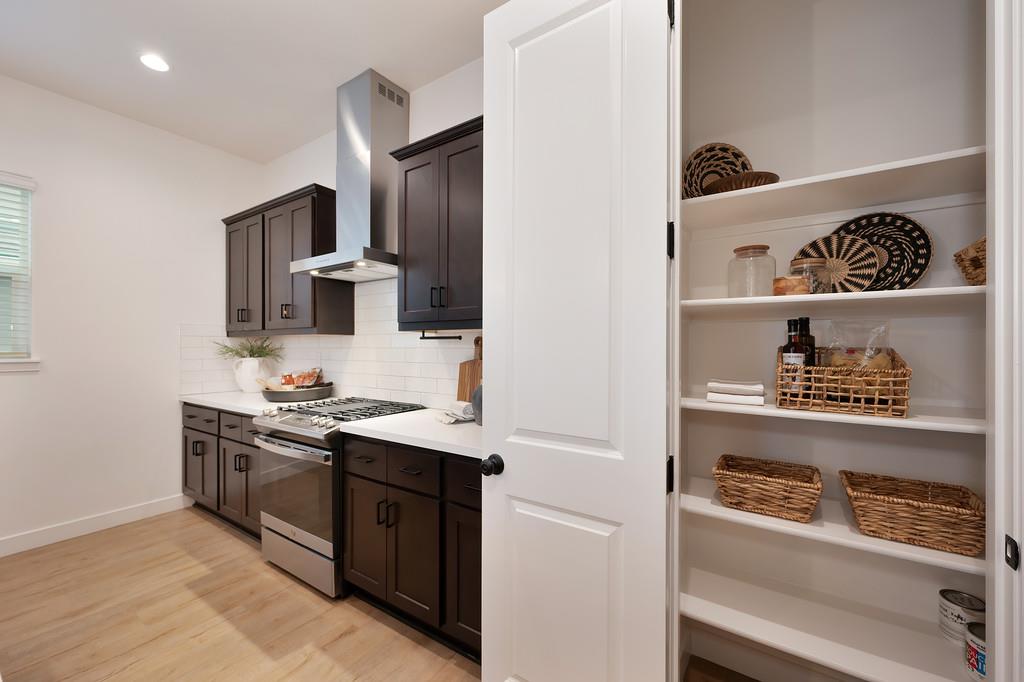 3260 Ronald Reagan Way