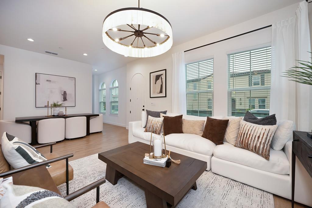 3260 Ronald Reagan Way