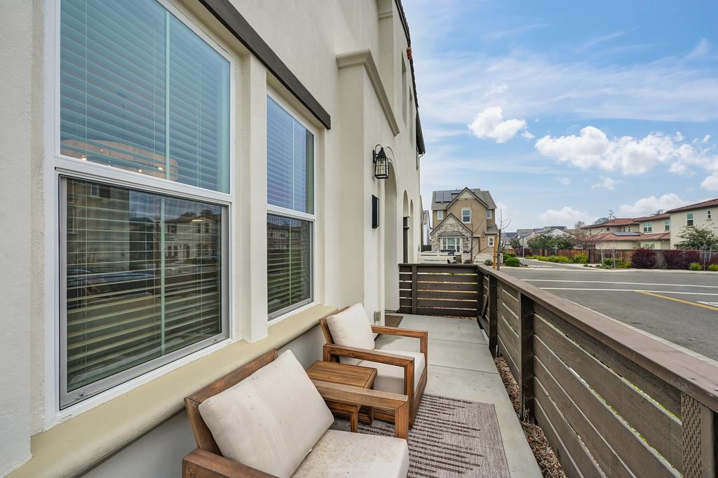 3260 Ronald Reagan Way