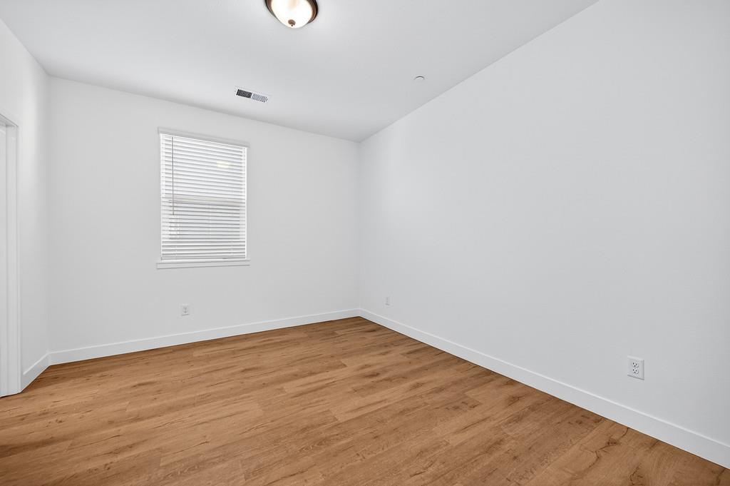 2367 Omaha Beach Avenue