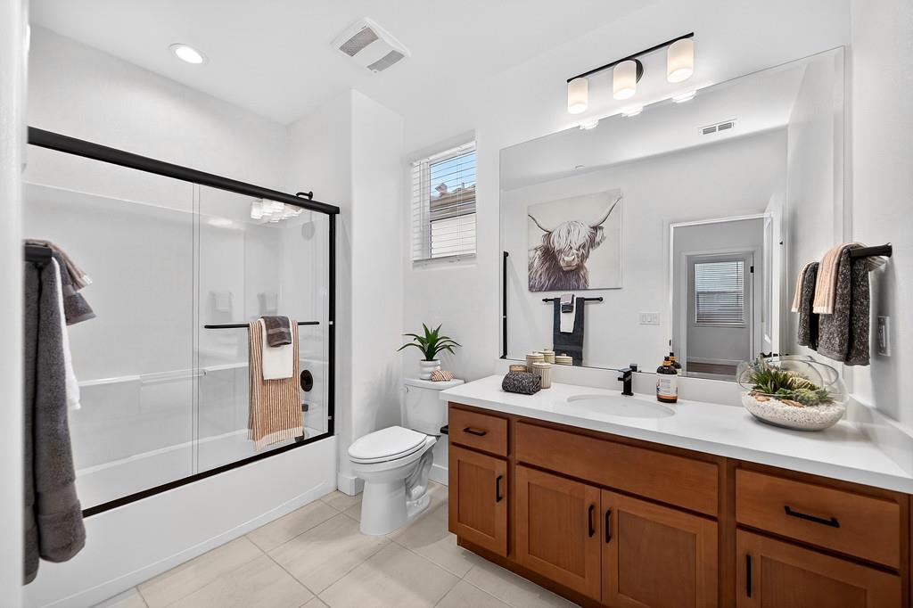 2367 Omaha Beach Avenue