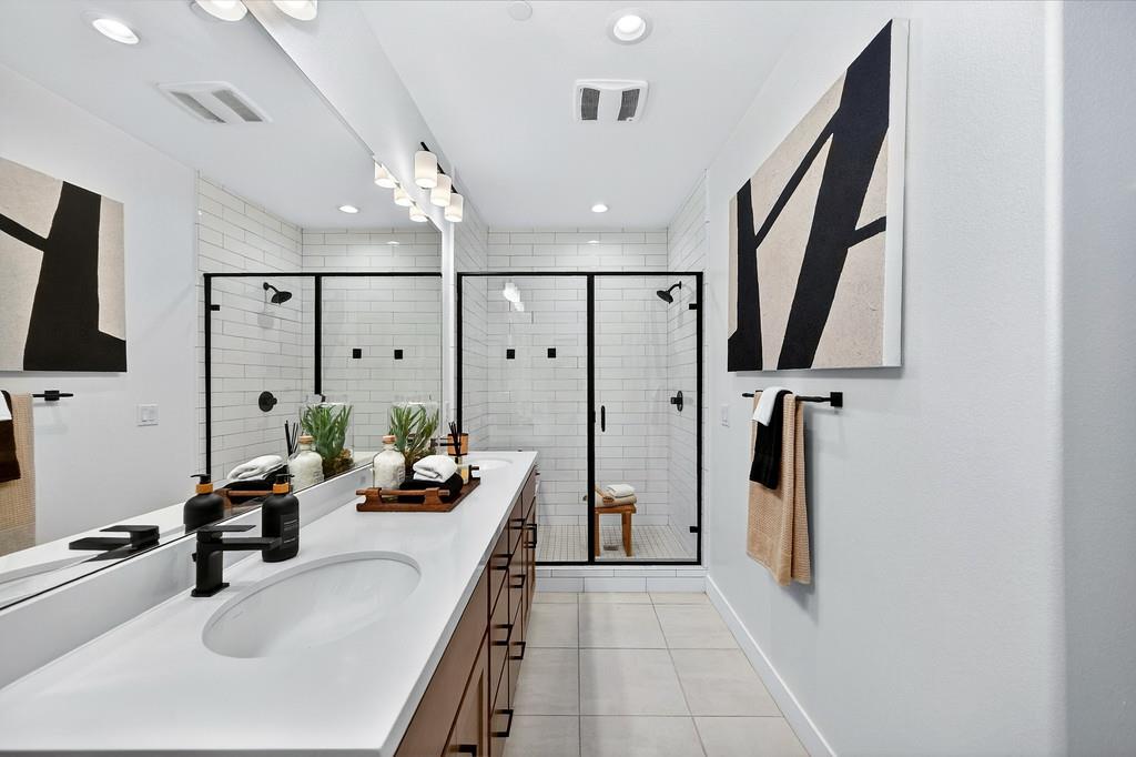 2367 Omaha Beach Avenue