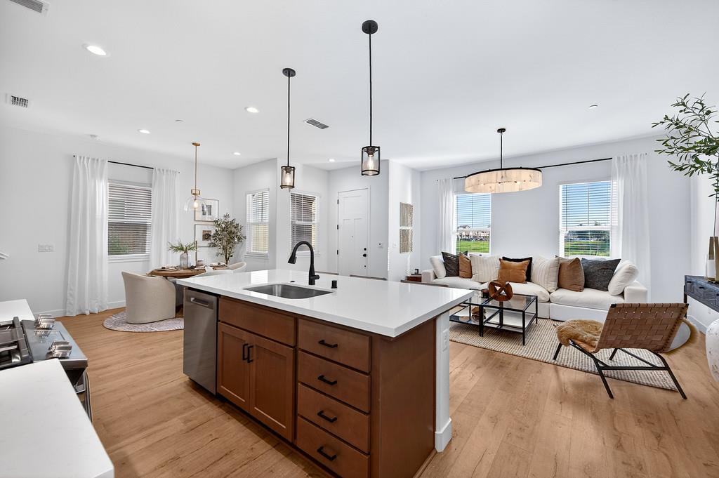 2367 Omaha Beach Avenue