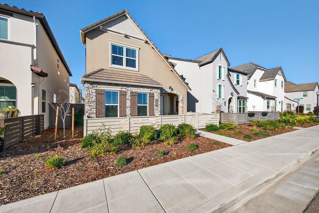 2367 Omaha Beach Avenue