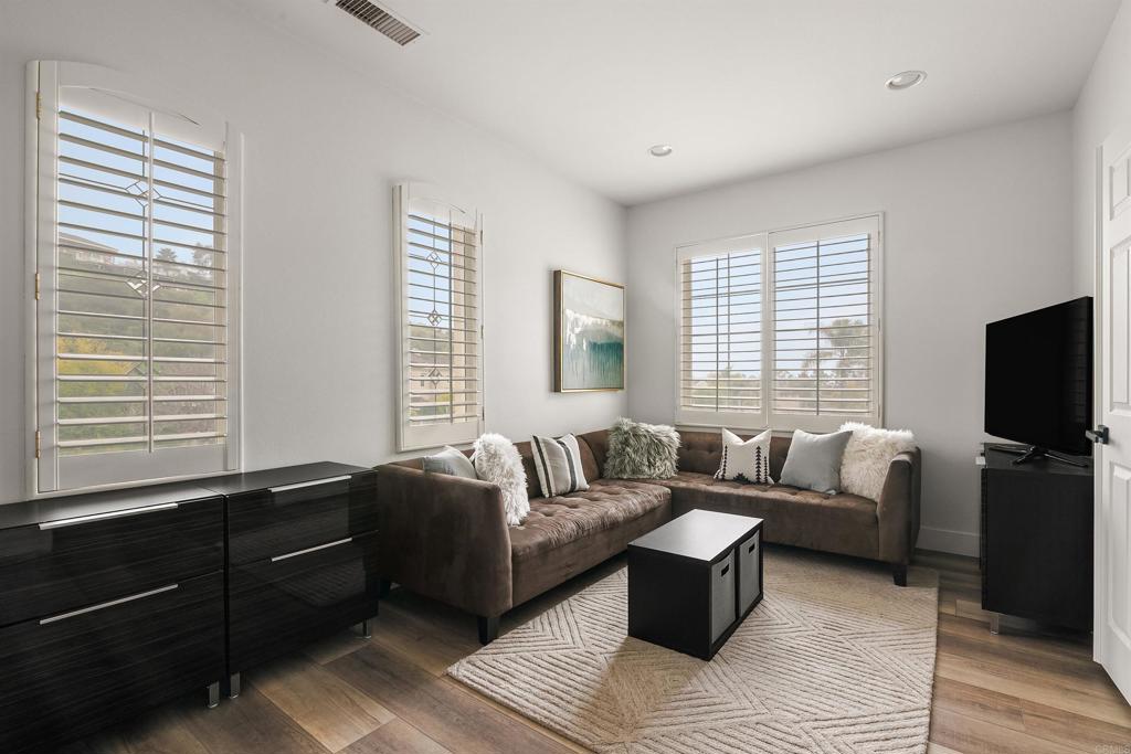 10772 Edenoaks Street