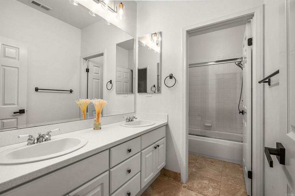 10772 Edenoaks Street