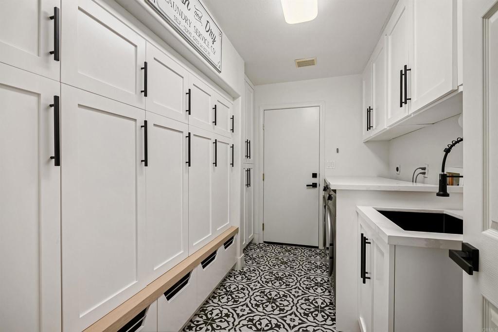 10772 Edenoaks Street