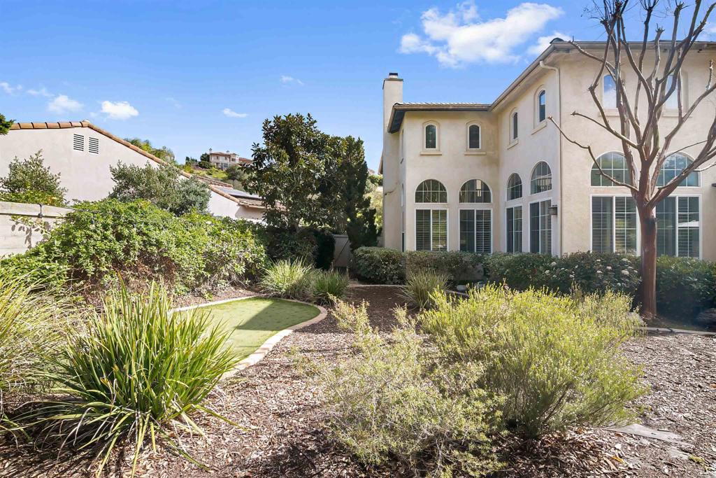 10772 Edenoaks Street