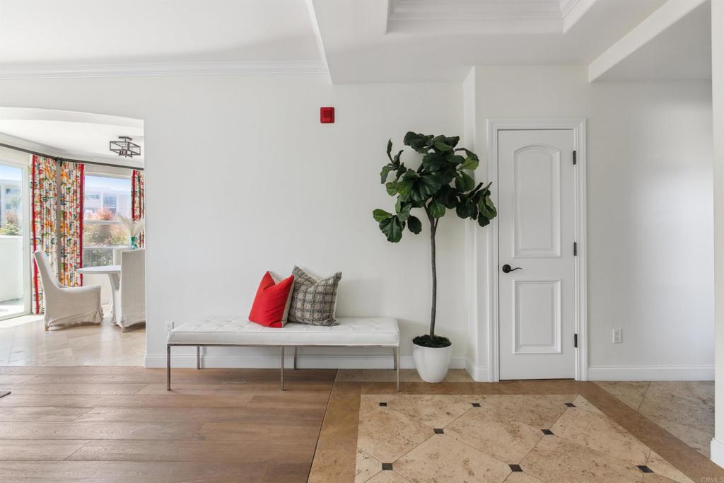 848 Prospect Street E