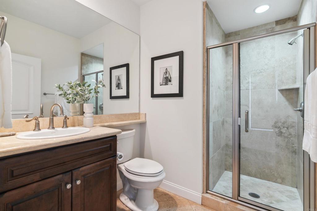 848 Prospect Street E