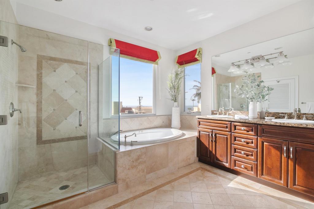 848 Prospect Street E