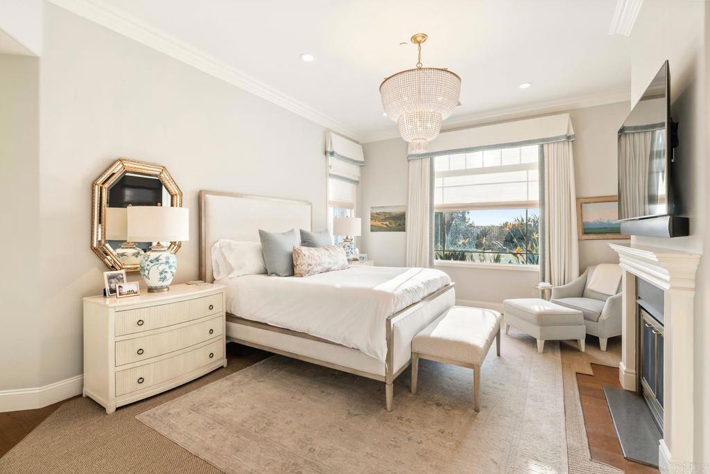 7930 White Christmas Ct