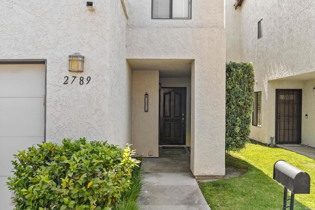 2789 Vista del Oro